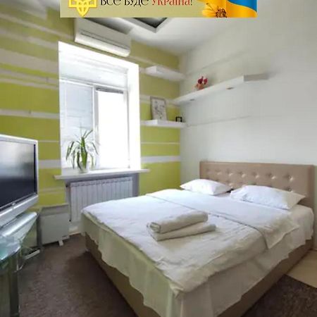 Студія На Майдані Незалежності Kiev Exterior foto